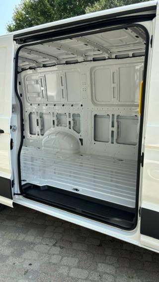 VOLKSWAGEN Crafter usata, con Autoradio digitale