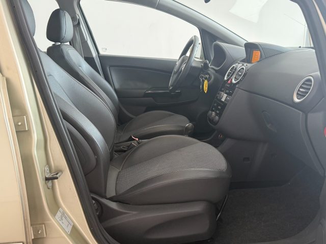 OPEL Corsa usata 17