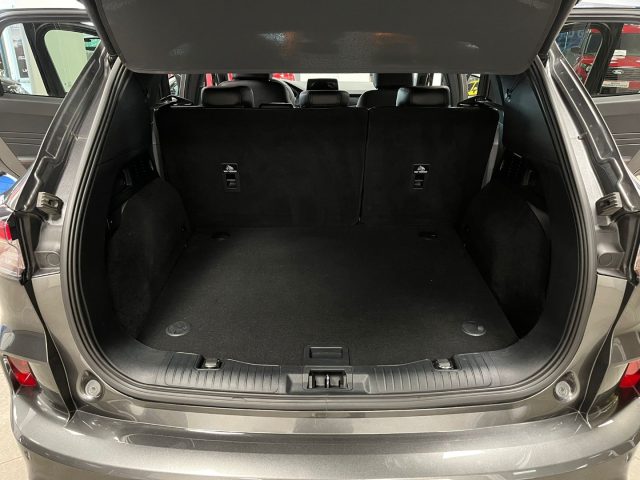 FORD Kuga usata, con Portellone posteriore elettrico