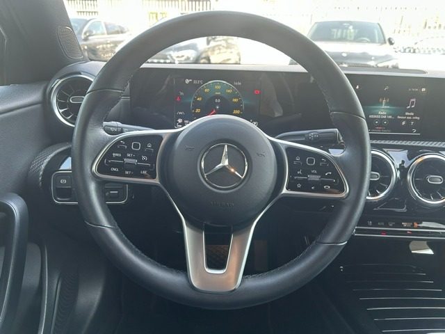 MERCEDES-BENZ A 180 usata, con Chiusura centralizzata