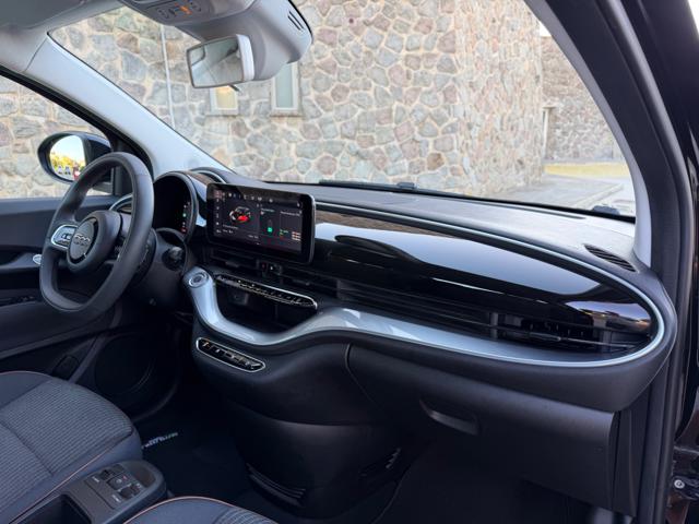 FIAT 500e usata, con USB