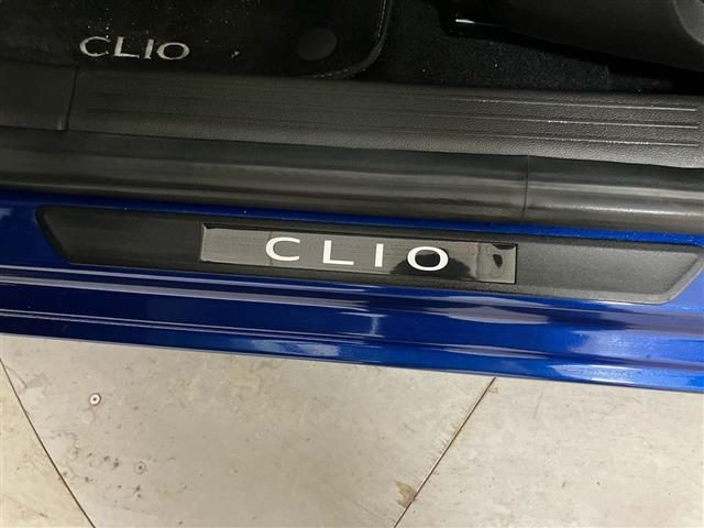 RENAULT Clio usata 26