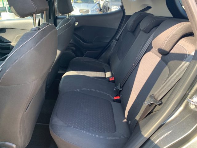 FORD Fiesta usata, con Cruise Control