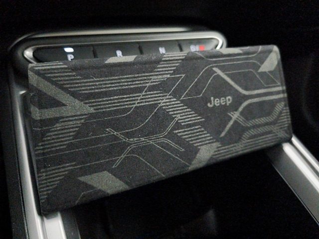 JEEP Avenger usata, con Bracciolo