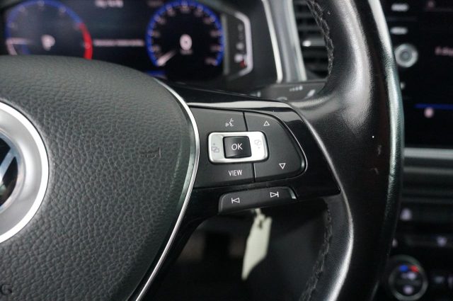 VOLKSWAGEN T-Roc usata, con Sensori di parcheggio posteriori