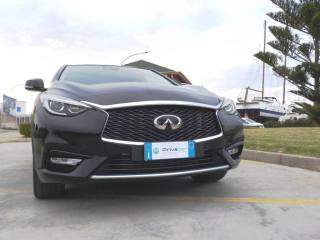 INFINITI Q30 usata, con Vivavoce