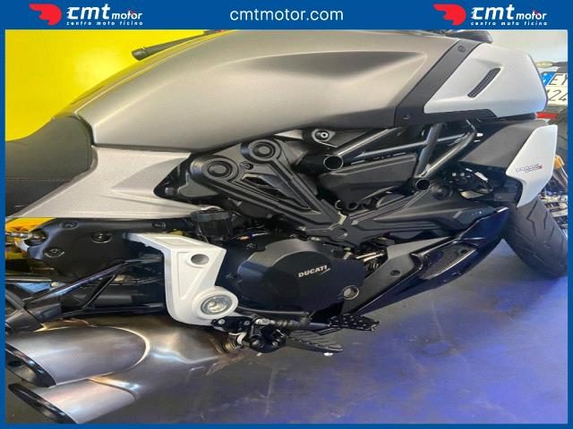 DUCATI Diavel usata 8