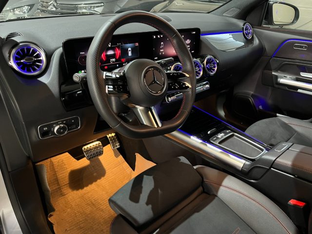 MERCEDES-BENZ GLA 200 usata, con Sedili riscaldati