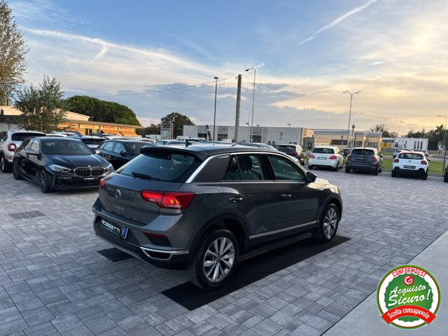 VOLKSWAGEN T-Roc usata, con Cerchi in lega