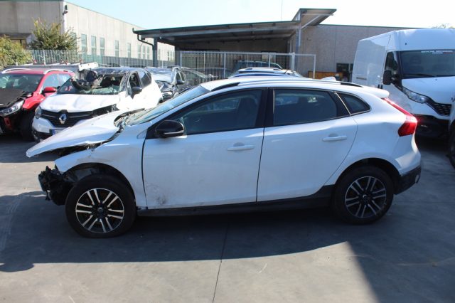 VOLVO V40 Cross Country usata, con Airbag Passeggero
