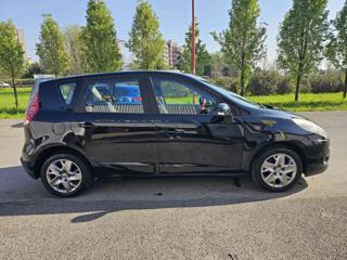 RENAULT Scenic usata, con Autoradio