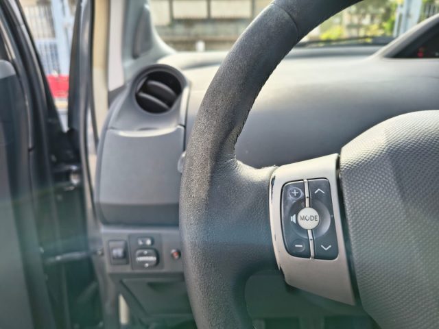TOYOTA Yaris usata, con Controllo automatico clima