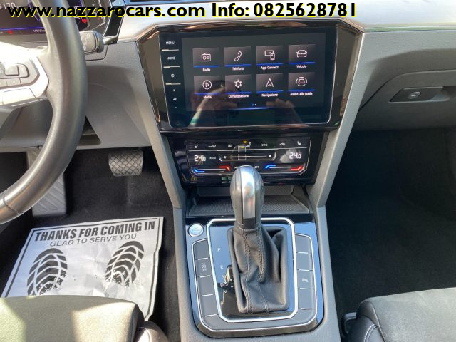 VOLKSWAGEN Passat Variant usata, con Controllo automatico clima