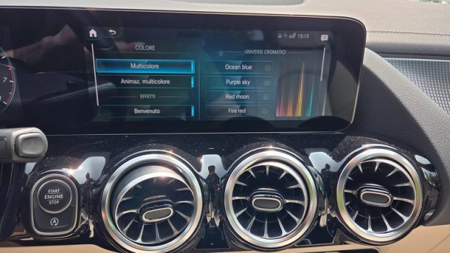 MERCEDES-BENZ GLA 250 usata, con Fari LED