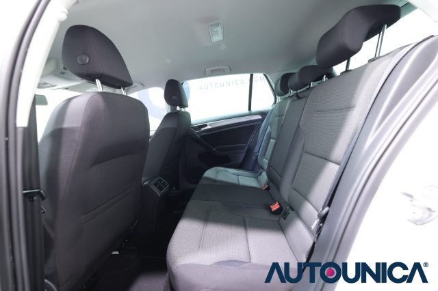 VOLKSWAGEN Golf usata, con Luci diurne