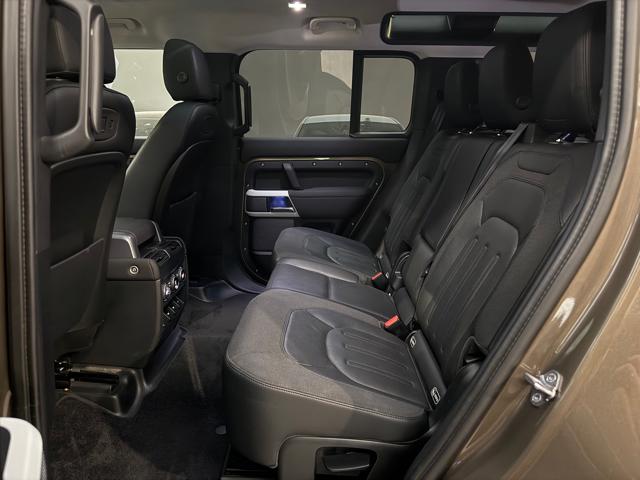 LAND ROVER Defender usata, con Vetri oscurati