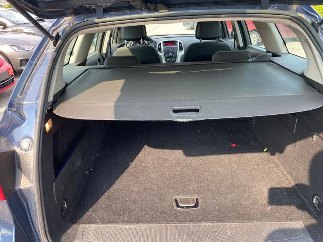 OPEL Astra usata, con Boardcomputer