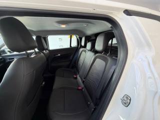 JEEP Avenger usata, con Volante in pelle