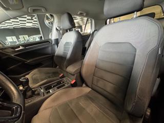 VOLKSWAGEN Golf usata, con Touch screen