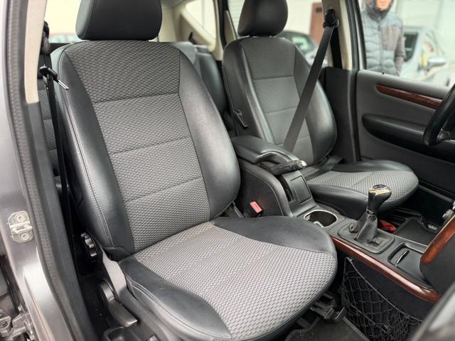 MERCEDES-BENZ A 180 usata, con Controllo automatico clima