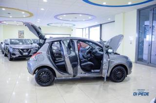 LANCIA Ypsilon usata, con Autoradio digitale