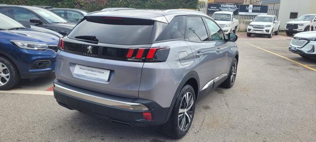 PEUGEOT 3008 usata, con Airbag Passeggero