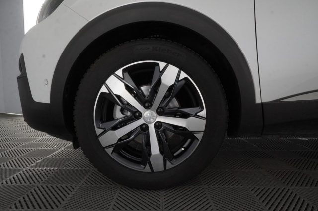 PEUGEOT 3008 usata 8