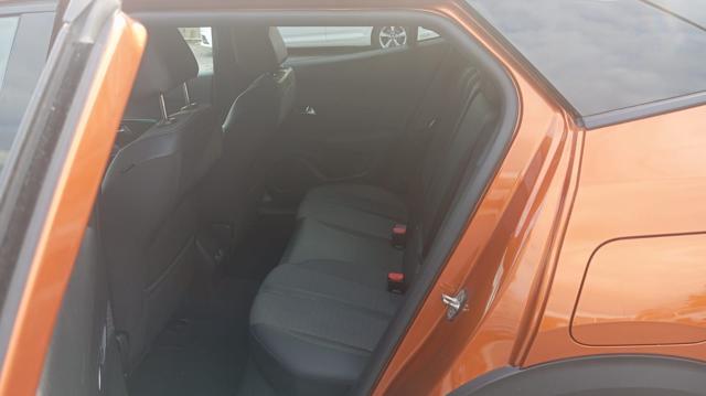 PEUGEOT 2008 usata, con Controllo automatico clima