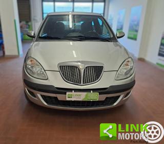 LANCIA Ypsilon usata, con Airbag