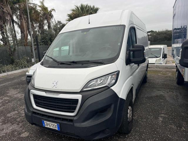 PEUGEOT Boxer usata, con ESP