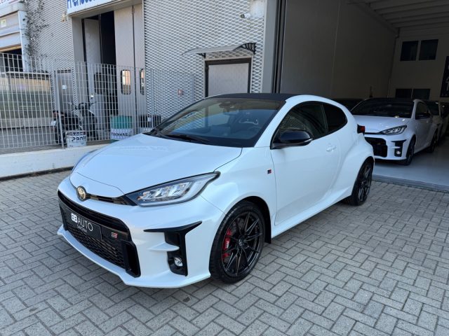 TOYOTA Yaris usata, con Airbag laterali