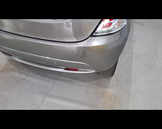 LANCIA Ypsilon usata, con Sensori di parcheggio posteriori