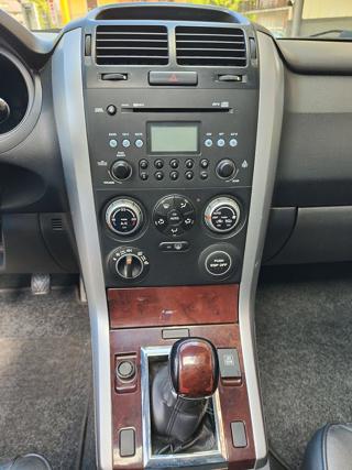 SUZUKI Grand Vitara usata, con Fendinebbia