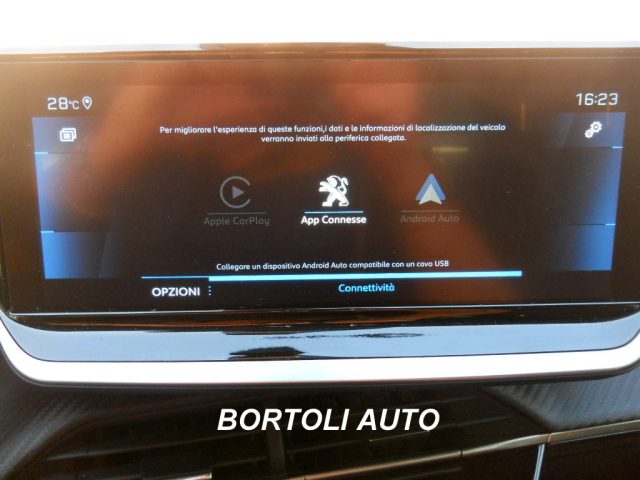 PEUGEOT 2008 usata, con Fari LED