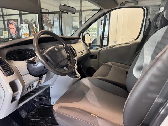 RENAULT Trafic usata, con Climatizzatore