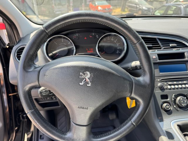 PEUGEOT 5008 usata, con Cerchi in lega