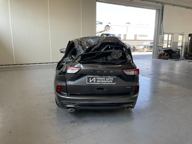 FORD Kuga usata, con Autoradio