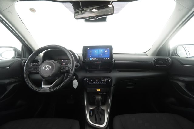TOYOTA Yaris usata 4