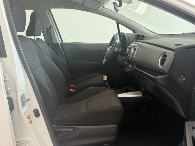 TOYOTA Yaris usata 14