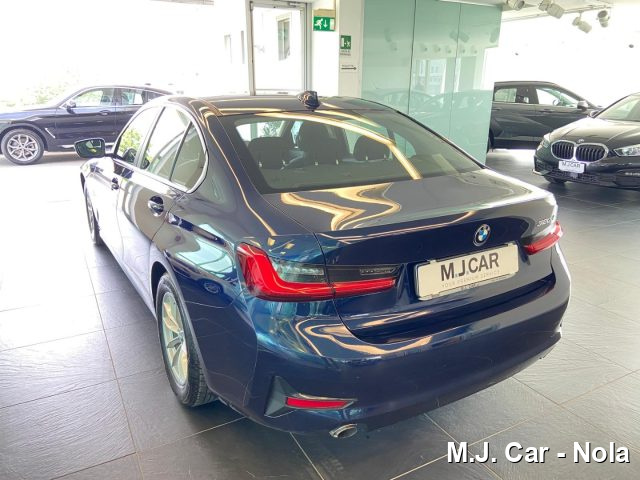 BMW 320 usata, con Autoradio