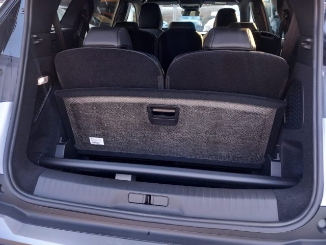 PEUGEOT 5008 usata, con Servosterzo