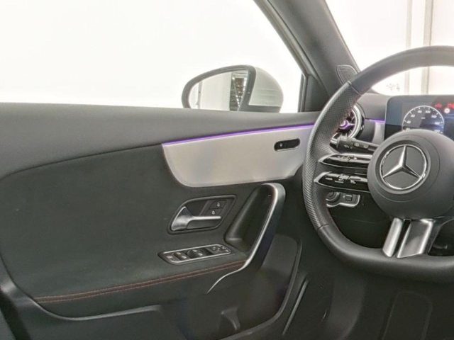 MERCEDES-BENZ A 180 usata, con Controllo trazione