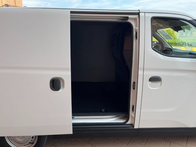 MAXUS eDeliver 3 usata, con Touch screen