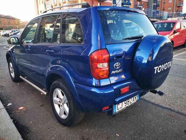 TOYOTA RAV 4 MY23 usata, con Autoradio