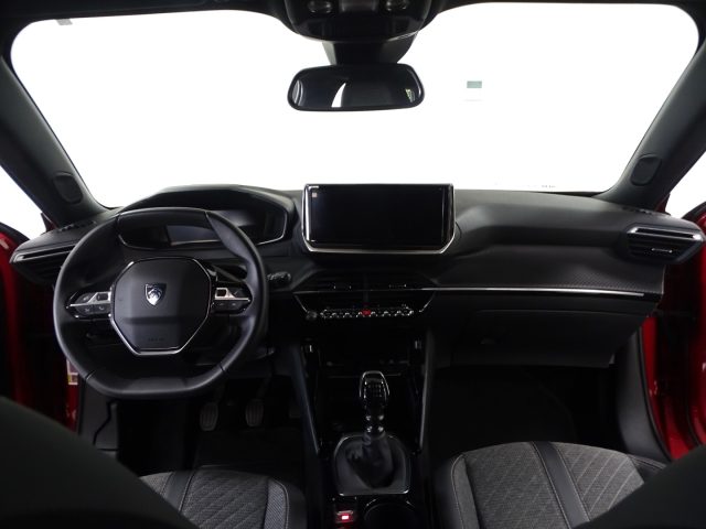 PEUGEOT 2008 usata, con Fari LED
