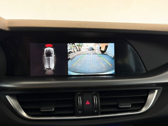 ALFA ROMEO Stelvio usata, con Fari LED
