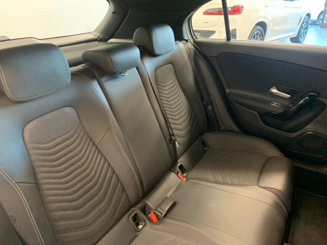 MERCEDES-BENZ A 180 usata, con Cronologia tagliandi