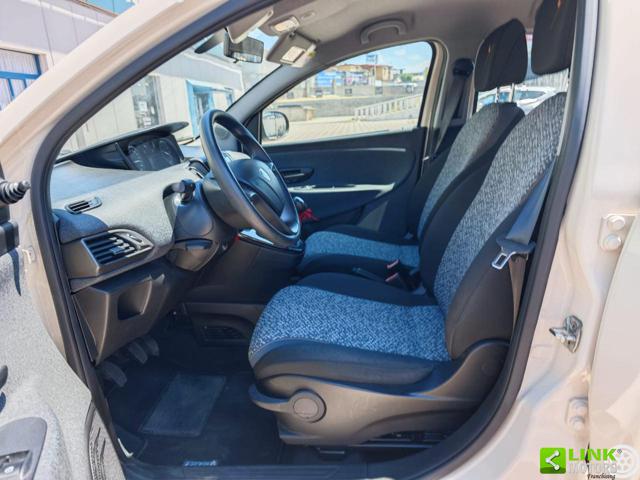 LANCIA Ypsilon usata, con Controllo trazione