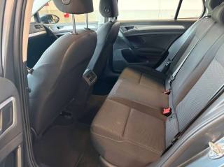 VOLKSWAGEN Golf usata, con Chiusura centralizzata
