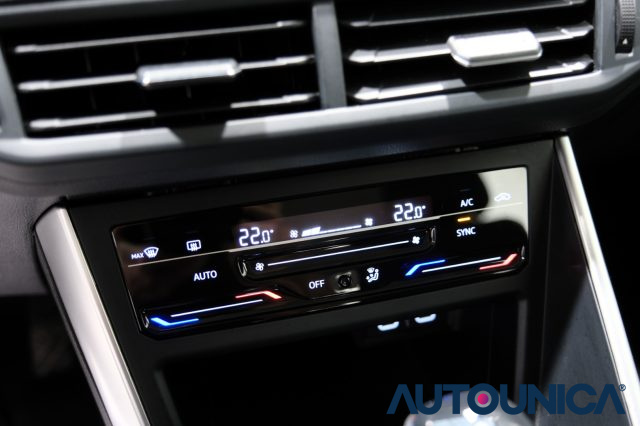 VOLKSWAGEN Polo usata, con Specchietti laterali elettrici